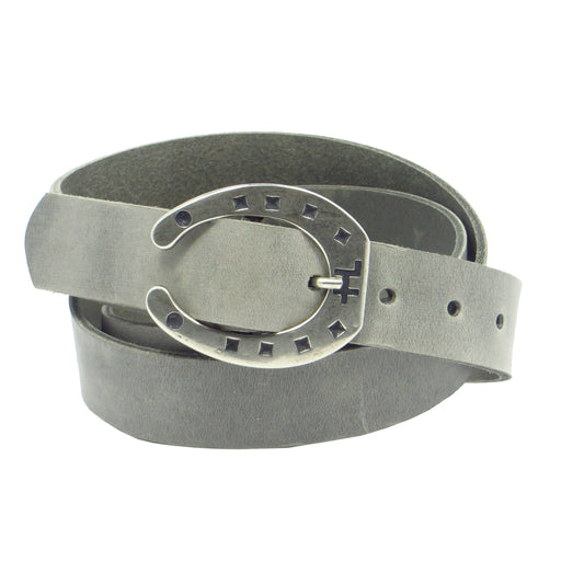 Grauer Rindsleder 3 cm breiter Ledergürtel mit Hufeisenschnalle für Damen Herren ca. 3 – 4 mm dickem Leder. Anzughose Jeans Rock Kleid Arbeitsgürtel Arbeitshose Damengürtel Herrengürtel in verschiedene Längen breiten und Farben erhältlich. Ledergürtel 2 cm breit 3 cm breite Ledergürtel 4 cm breite Gürtel und 5 cm breite Gürtel aus Rindsleder Büffelleder