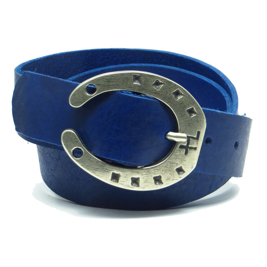 Blauer Rindsleder mit Hufeisenschnalle 4 cm breiter Ledergürtel für Damen Herren ca. 3 – 4 mm dickem Leder. Anzughose Jeans Rock Kleid Arbeitsgürtel Arbeitshose Damengürtel Herrengürtel in verschiedene Längen breiten und Farben erhältlich. Ledergürtel 2 cm breit 3 cm breite Ledergürtel 4 cm breite Gürtel und 5 cm breite Gürtel aus Rindsleder Büffelleder